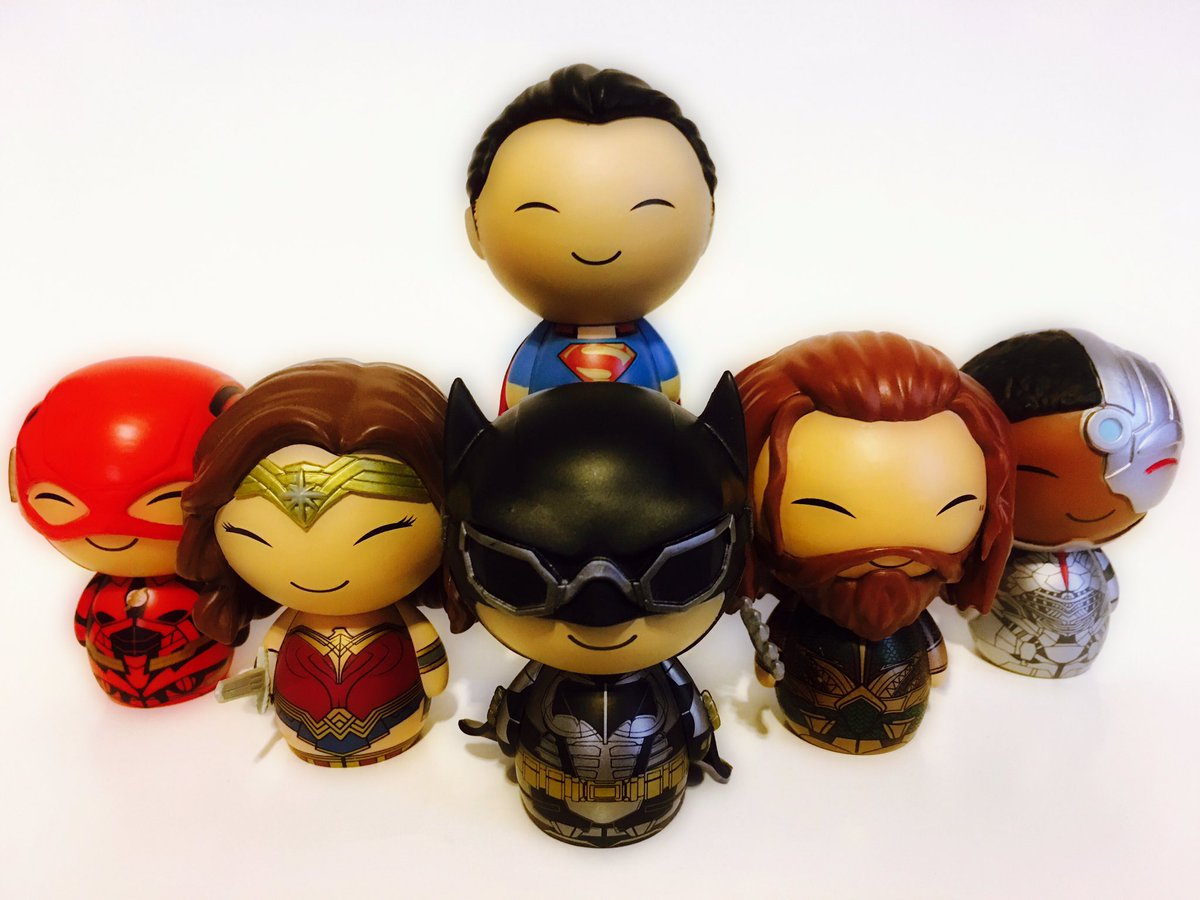 AreJayDesigns's tweet photo. Unite the Seven... or six.🤔 

#funko #funkopop #funkodorbz #dorbz #popvinyl #justiceleague #justiceleaguemovie https://t.co/Z1xfElI6Yj