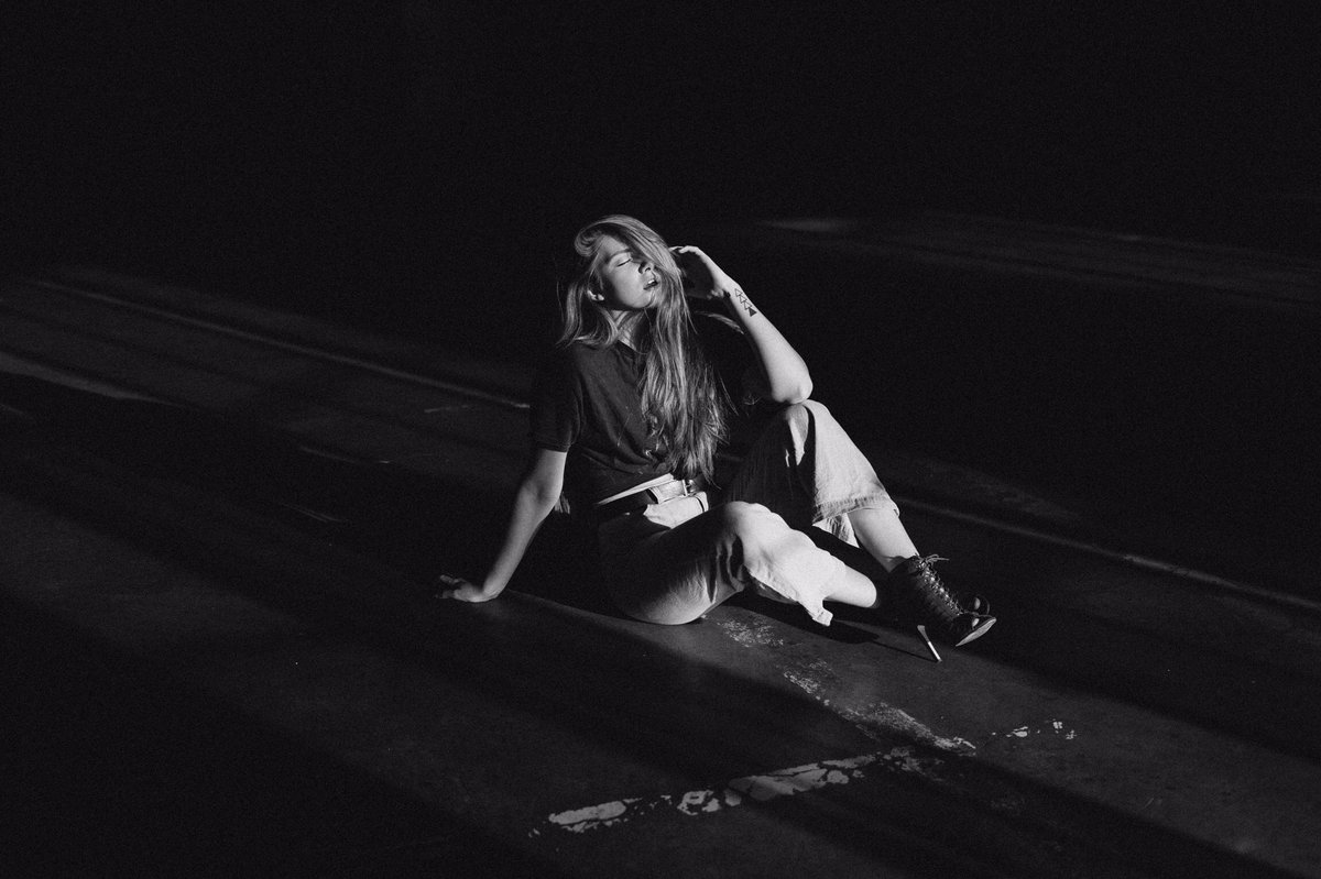 rapberry_'s tweet photo. Coming up with captions is hard. It’s(cassidyleigh) only something pros can do like @ItsCassidyLeigh https://t.co/X8AzSy3LgM