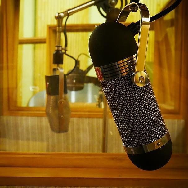 ribbonmics's tweet image. AEA R44 and R84 #RibbonRegram from @heartwoodsoundstudio - Pulled out the #ribbonmics for the #hornsection tonight… ift.tt/2v80n2i