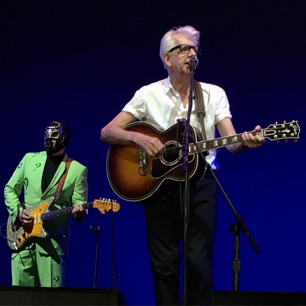 The one and only Nick Lowe, backed by Los Straighjackets. #lcoutofdoors #nicklowe ift.tt/2ueIJLz
