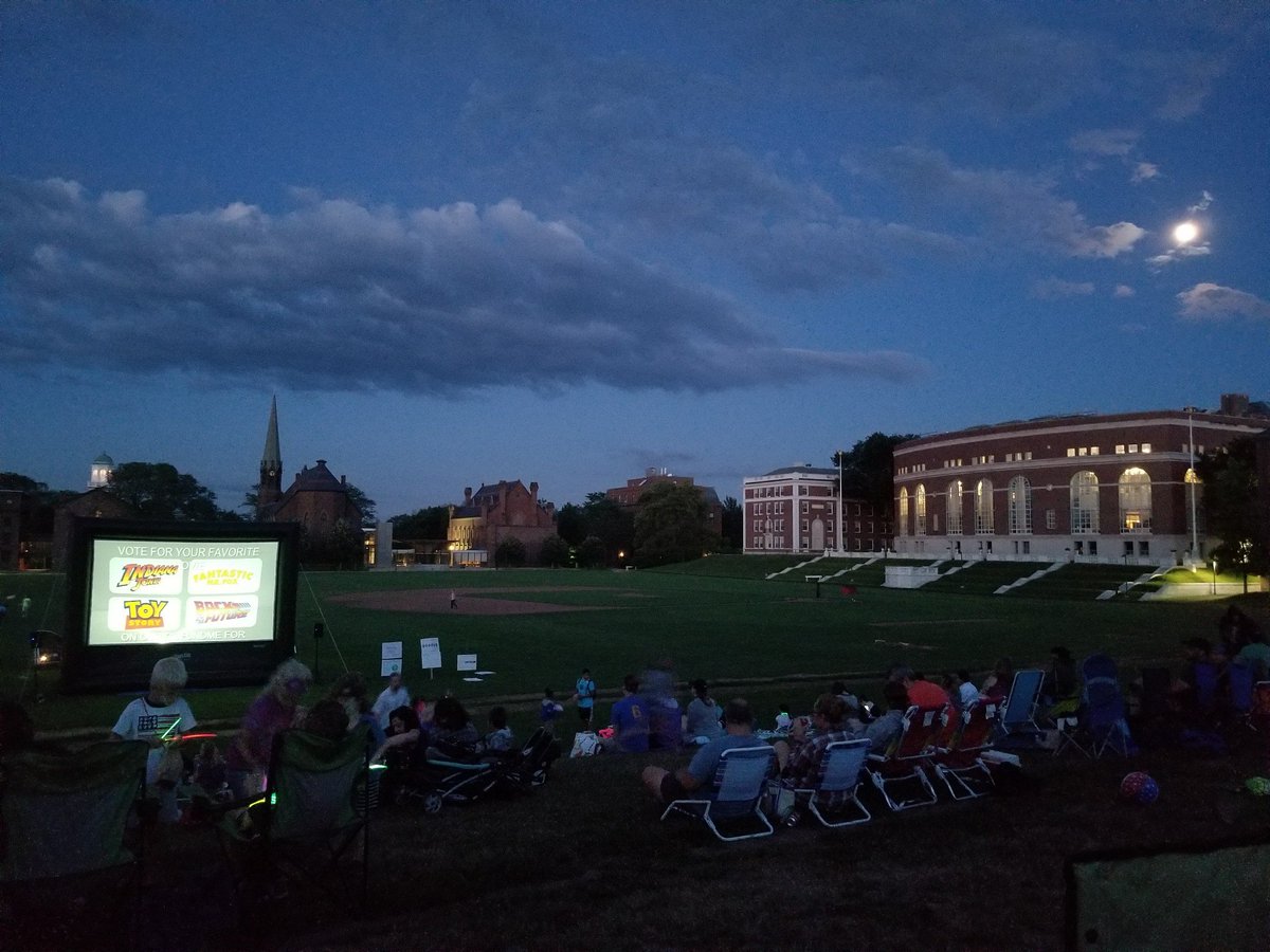 denisrecchia's tweet photo. Films on Foss @ Wesleyan #filmsonfoss https://t.co/sw1vJKXVty