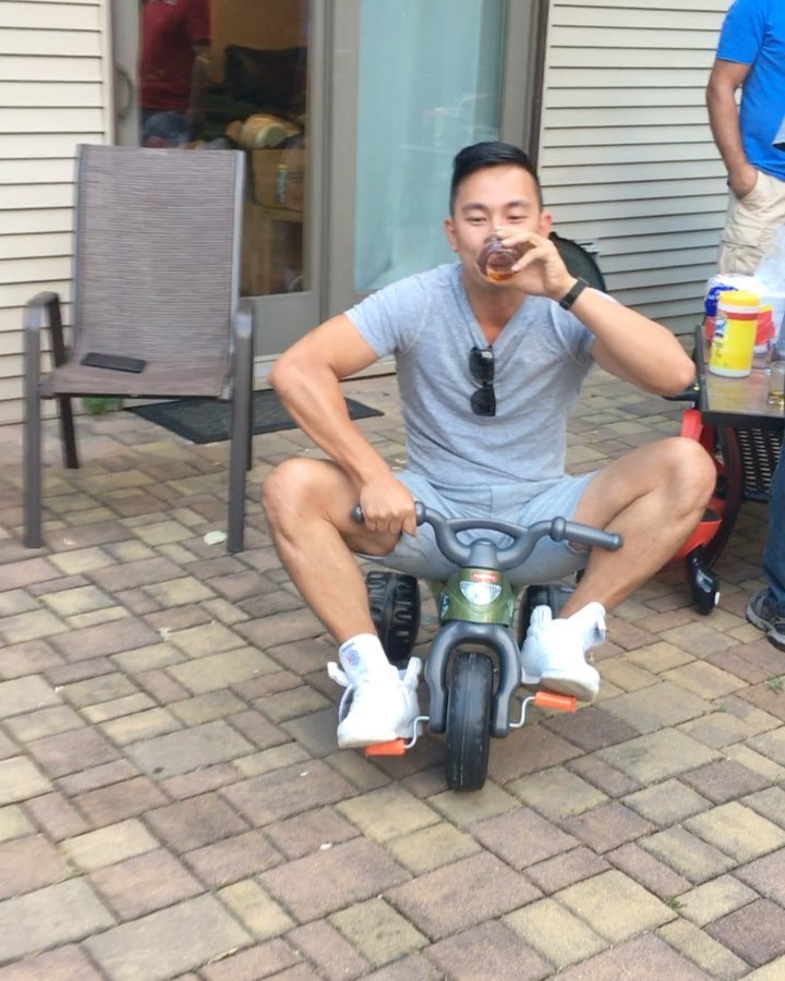 idr3wi's tweet photo. When the whiskey is that good 😃🥃 #goodtimes #cheers #thekidinme https://t.co/eWxG6v2moy https://t.co/roE3cml4Mr