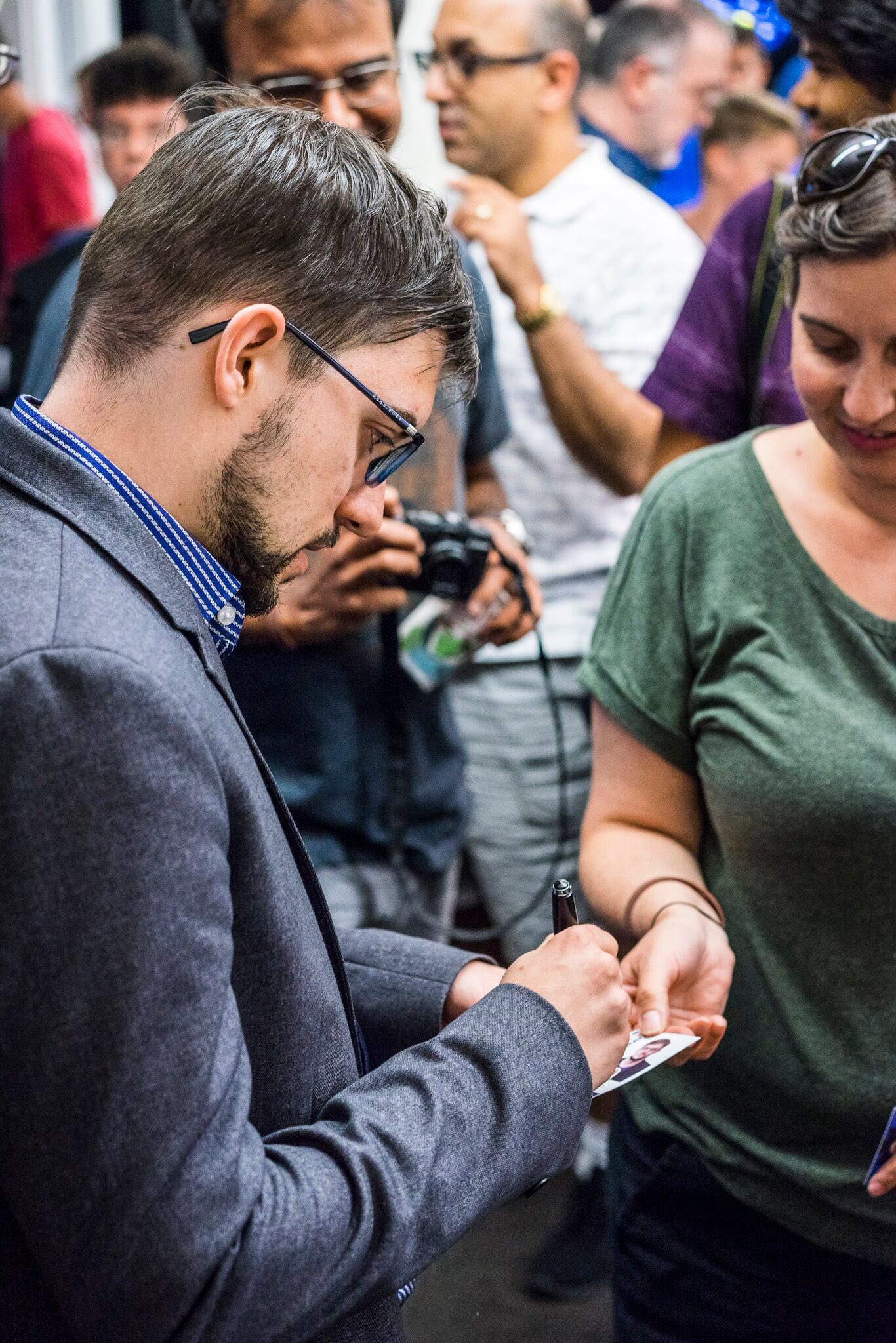 Grand Chess Tour on X: The man of the hour! Maxime Vachier-Lagrave  defeated Magnus Carlsen and is now leading the tournament! #Sinquefieldcup  #GrandChesstour  / X