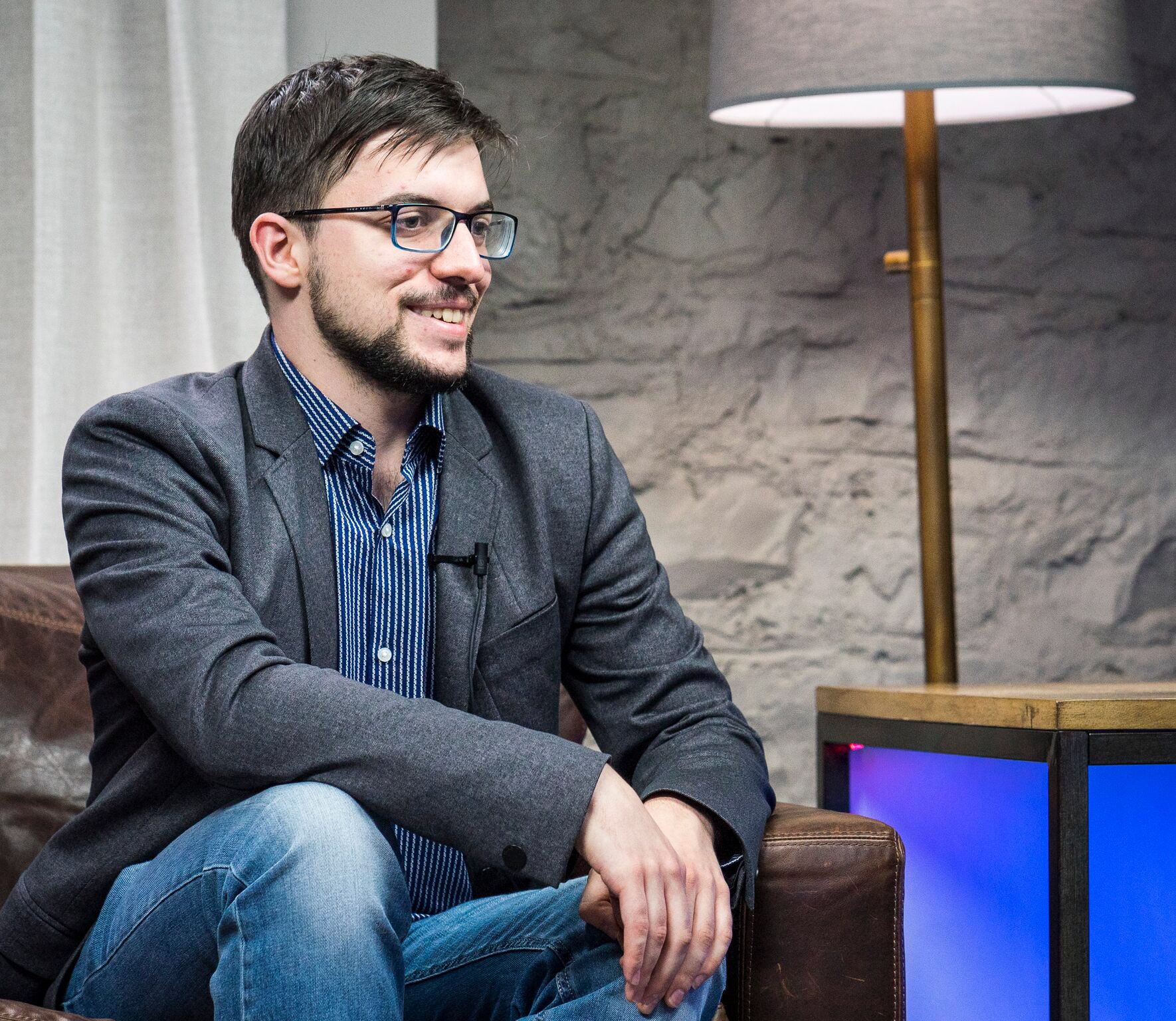 Grand Chess Tour on X: The man of the hour! Maxime Vachier-Lagrave  defeated Magnus Carlsen and is now leading the tournament! #Sinquefieldcup  #GrandChesstour  / X