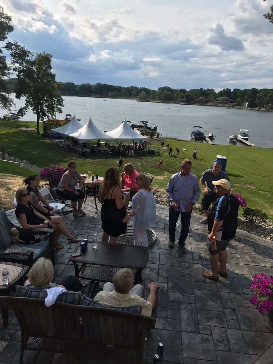 MikeAnthonyEnt's tweet image. We don't just do weddings! Happy Graduation! #djforallevents #summer #happygraduation