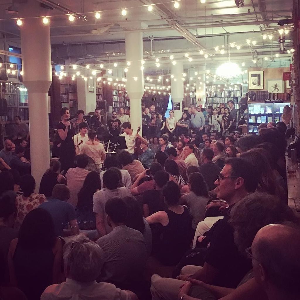 groupmuse's tweet photo. An extremely sold out crowd for our first #oliomuse at @strandbookstore with @whatisolio #massivemuse #thinkolio #… https://t.co/SqKJFuLj6b https://t.co/qXkVgE3mnx