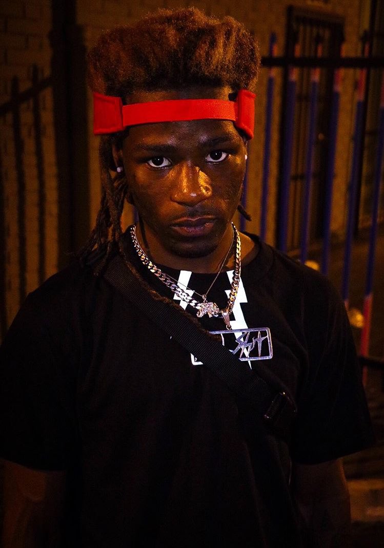 LxuiSavage's tweet photo. lately i've been fighting demons.. https://t.co/lxHnhnZ8Zn