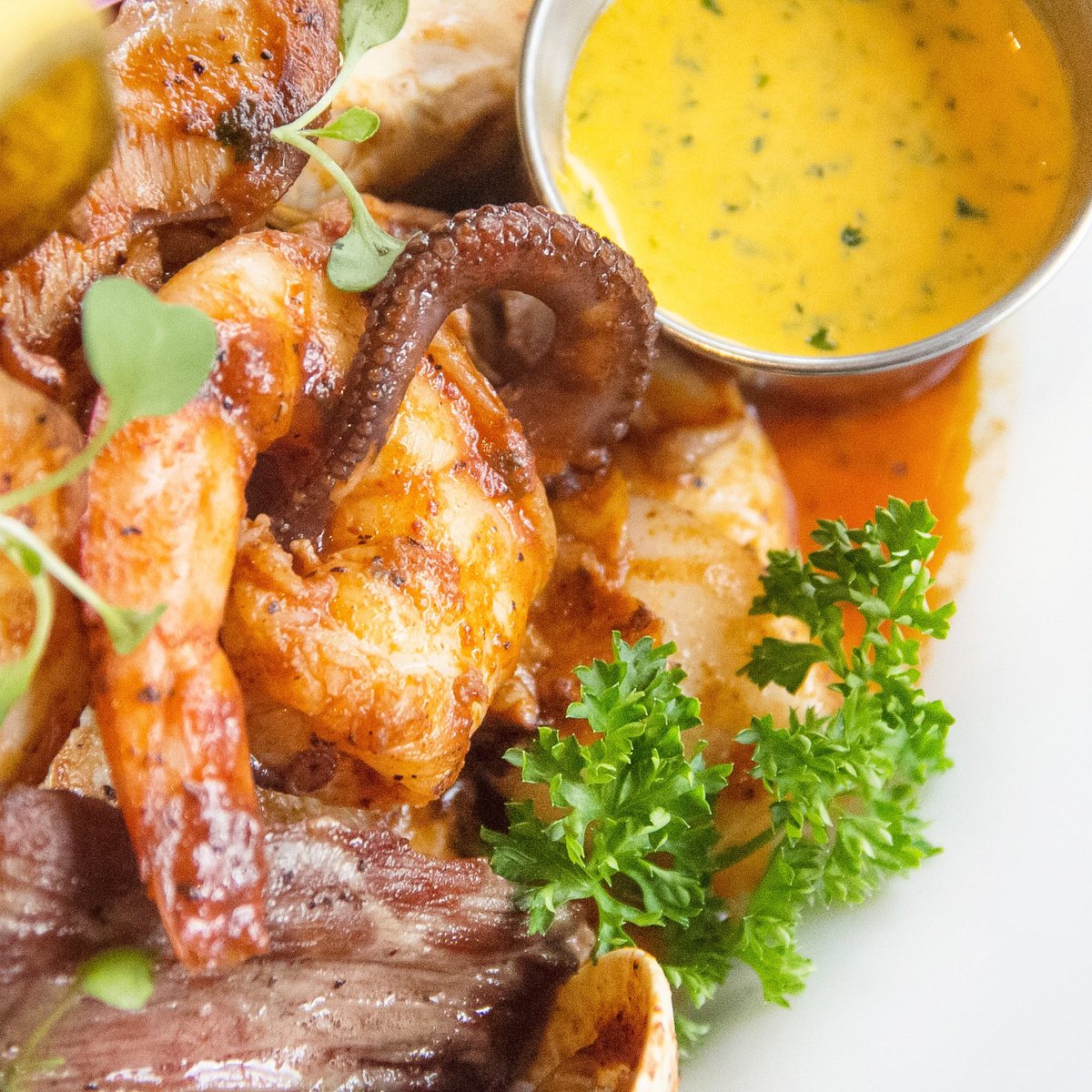 CEVICHE105SOBE's tweet photo. Head over to @CEVICHE105 &amp; ask your server about our weekend special: Parrilla Mar y Tierra! #ceviche105 #cviche105 #southbeach #miami https://t.co/6zB3JUPcPz