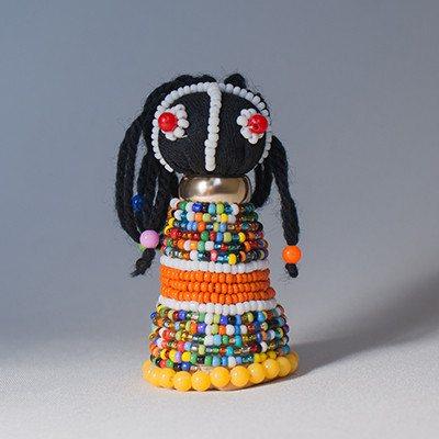 manduwe_com's tweet photo. IsiNdebele doll called "The Medicine Woman" Miniature https://t.co/CsSPdiLQD6 #manduwe #authenticafrica https://t.co/7rpy68fLmW