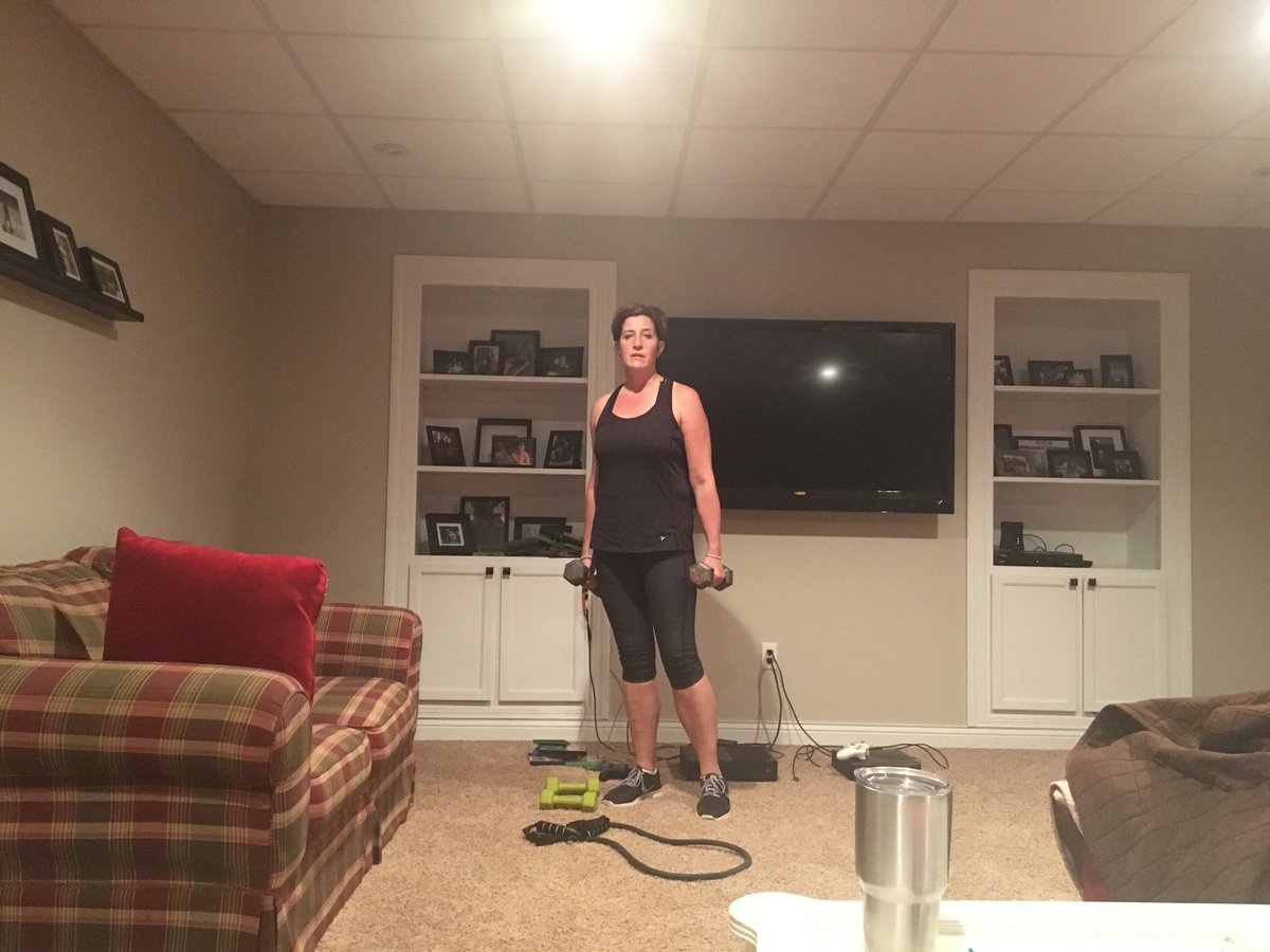 HeidiStelter's tweet photo. Working out #FLCSsummerselfie @ERTOlson https://t.co/QYPSDNspcn