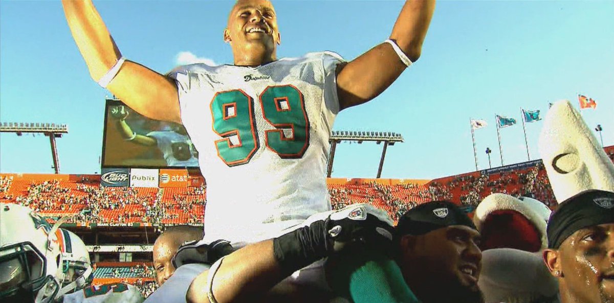 VIDEO: Local 10's @WillManso shows us Dolphins great Jason Taylor's road to Hall of Fame bit.ly/2v7xHq6 https://t.co/LND9PTqUOG