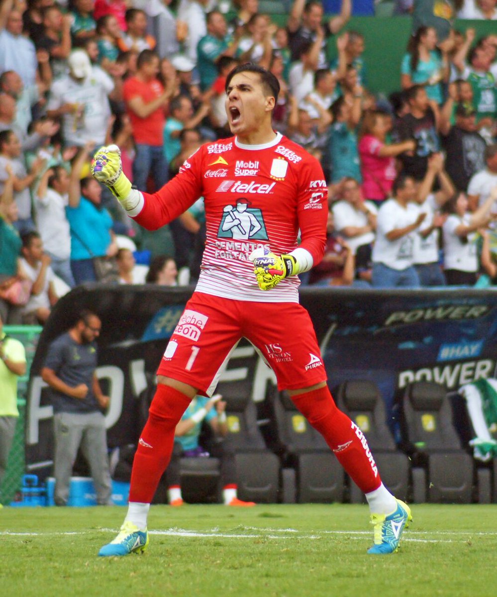 clubleonfc's tweet image. #J3 | #LEOvsCAZ
66' Así festeja nuestro portero Felipe Rodríguez la anotación de la Fiera ¡Vamos León! 🦁 
#SerFieraEsUnOrgullo