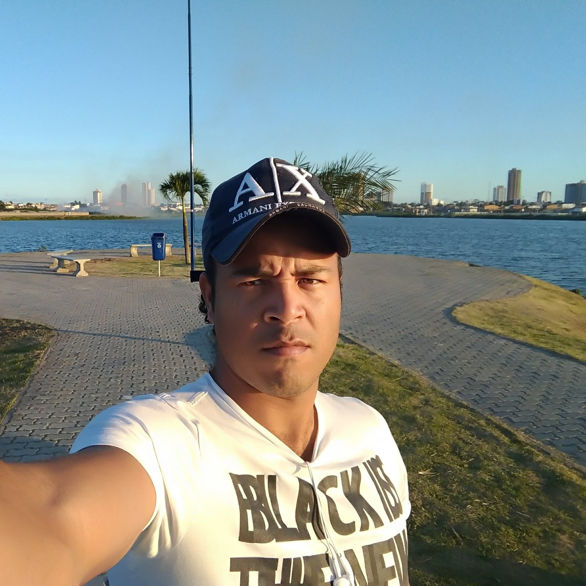 AdvAms's tweet image. #NewProfilePic