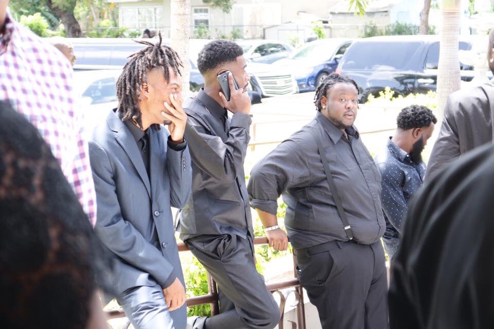 MaineEventBCMG's tweet image. funeral vibe earlier. My nigga Dave on the phone  #RipBigD