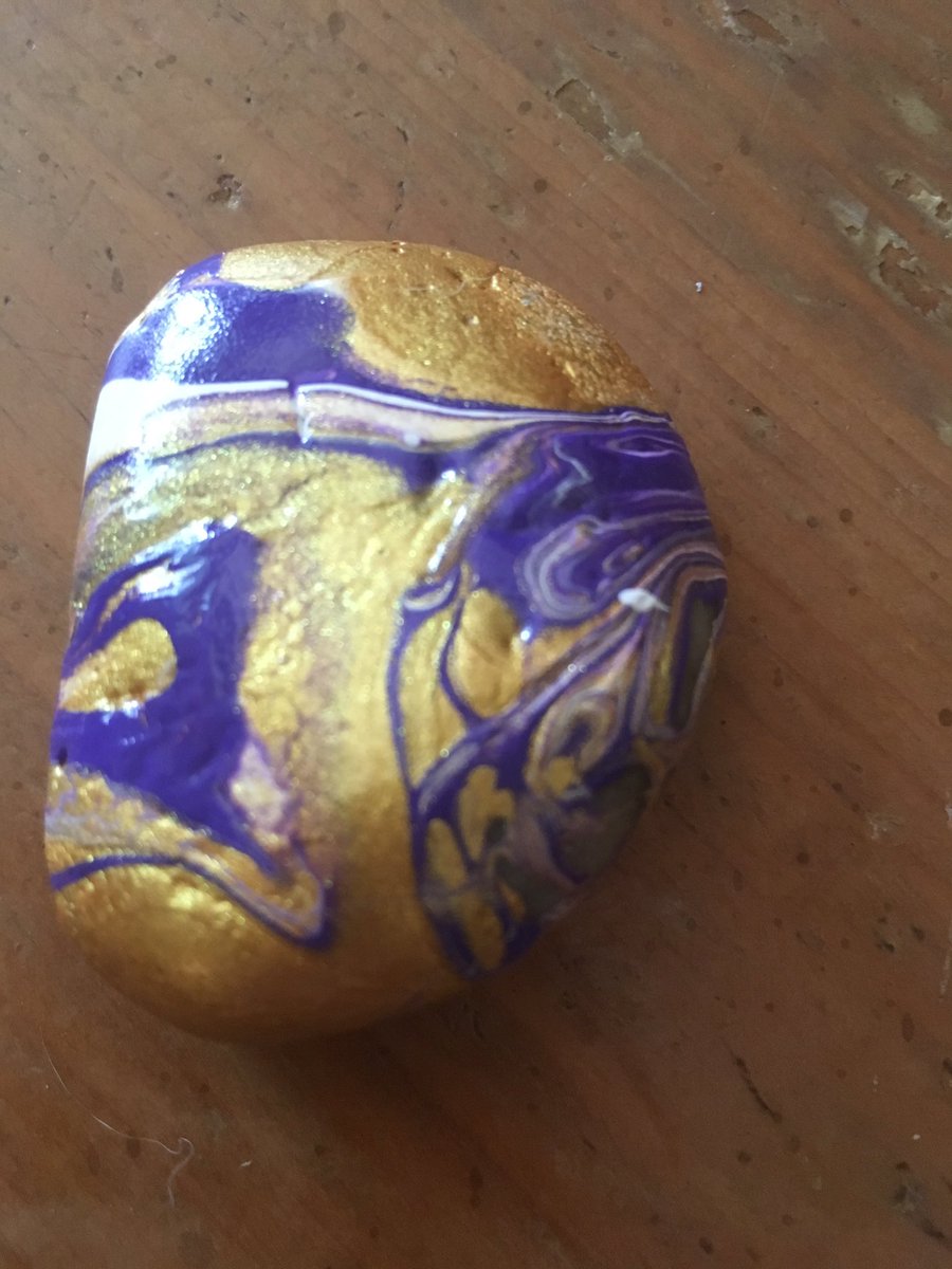 Jprocks2017's tweet image. Hidden at Blue Tomato outside on a bench.  Please post to our Facebook group Jefferson Parish Rocks   #jprocks  #bluetomato #LSU