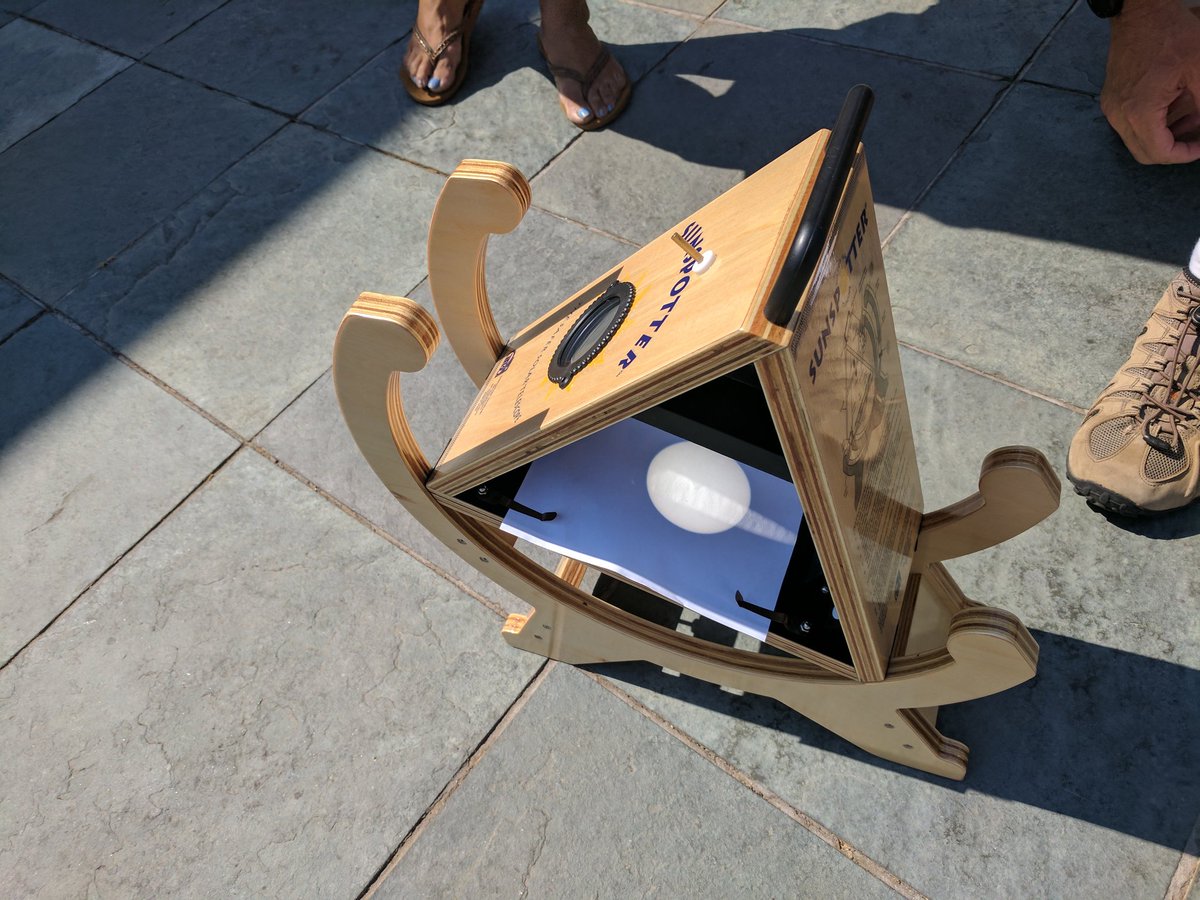 jhjones's tweet photo. Solar observing, handing out eclipse glasses. As on does with the @otastro crew at  the #MonroviaLibrary @MonroviaCA https://t.co/e8iuM5LLvw