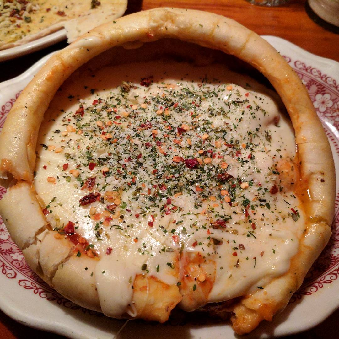 TrevDon's tweet image. #HowYouCouldHelpIn5Words -  Free Pizza for all #Libras  ;-)