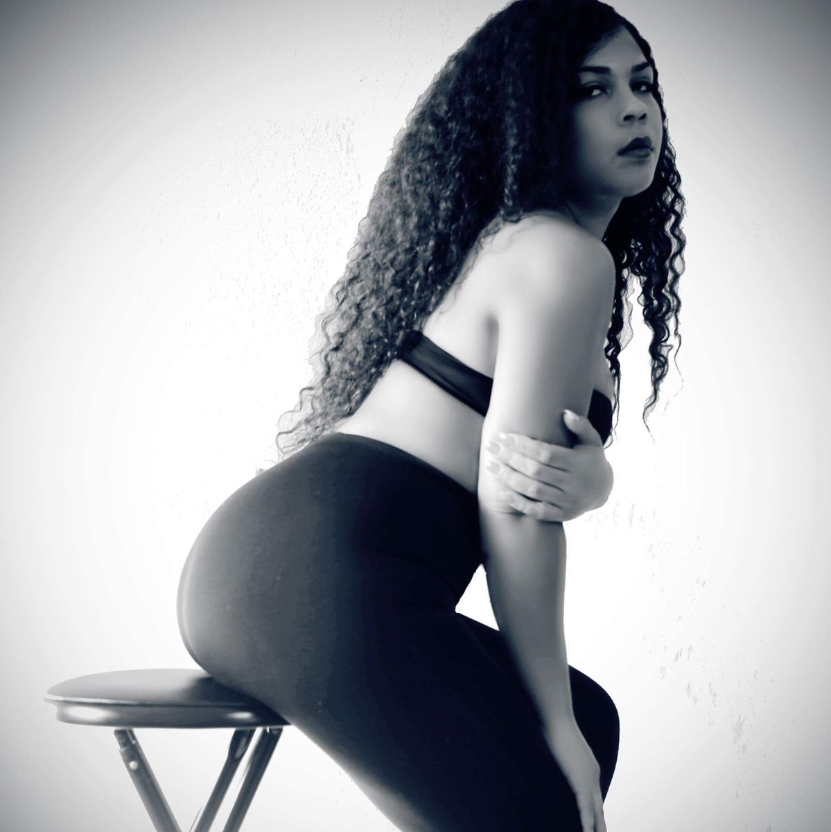 PrettyySkyyy's tweet photo. #NewProfilePic https://t.co/8l9aj5xYLS