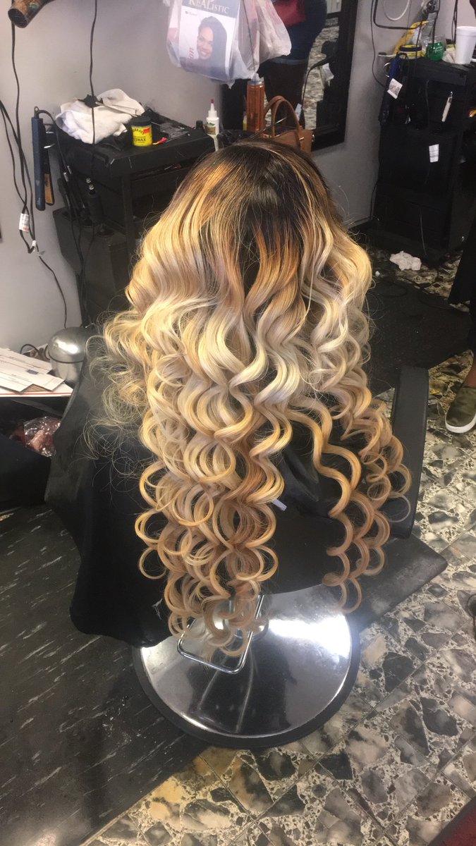 Carsonk On Twitter I M A 20 Year Old Hair Stylist From