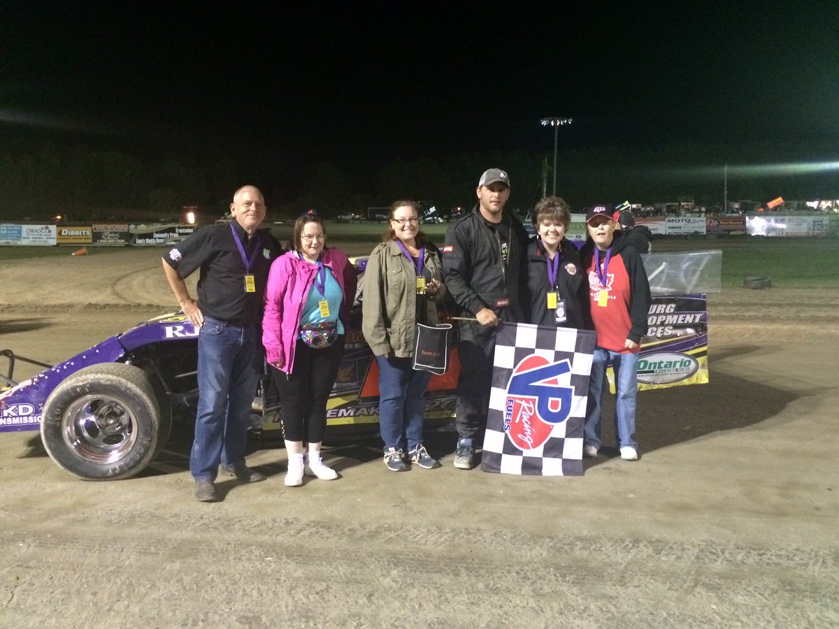 NSKleinsteuber's tweet photo. Defending champ @Hennystar87 scores 4th checkered flag this season @BrightonSpdwy @RacingatBSP @LiveRaceResults 🏁 https://t.co/WZE0n036iE