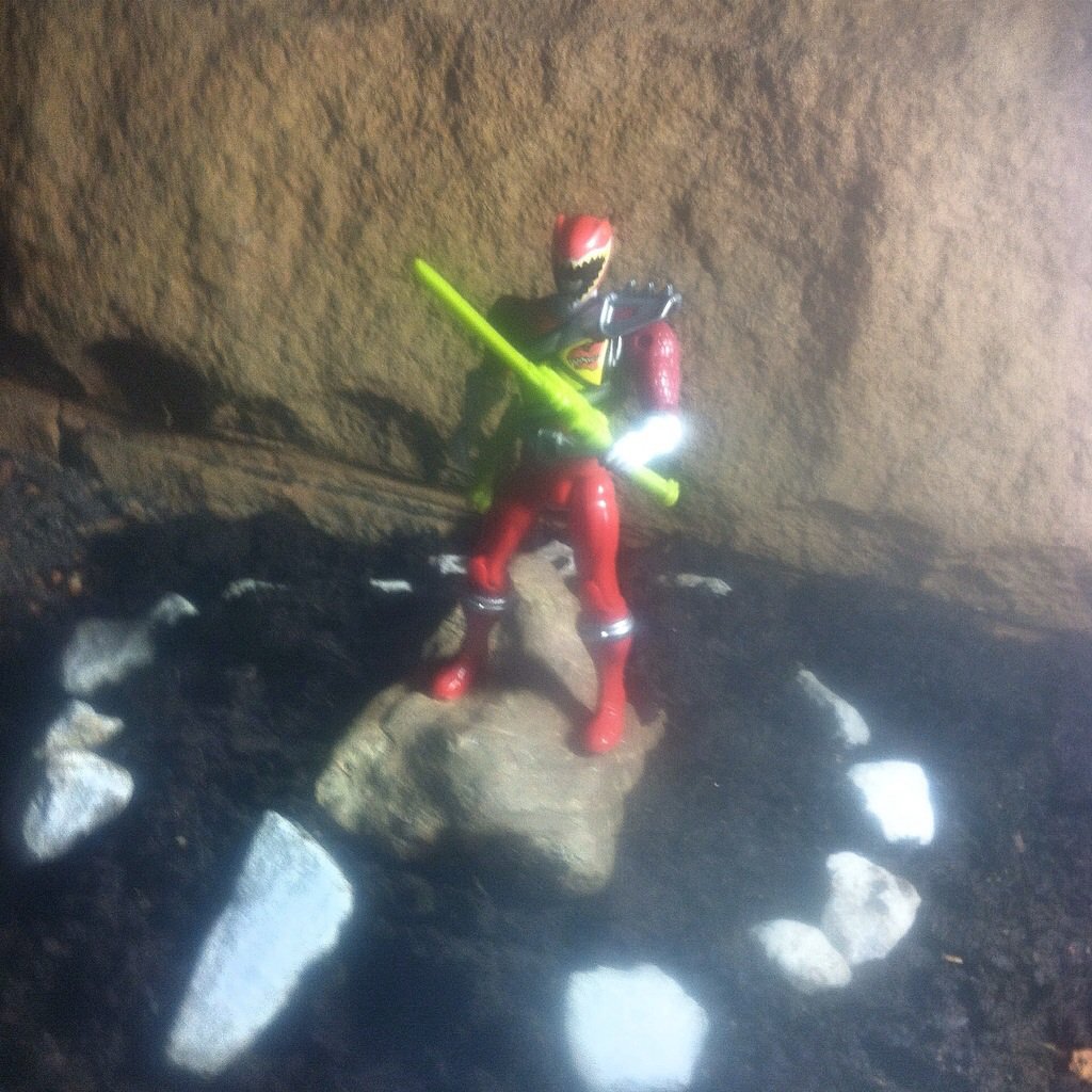 codysfweak_'s tweet image. Things are about to get wild... @BrennanMejia #PowerRangers #DinoCharge ⚡️