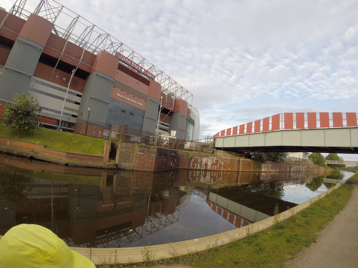 bjackoson's tweet photo. Great morning jog! Ran rings around this stadium! #YNWA https://t.co/SVQEPctkrh