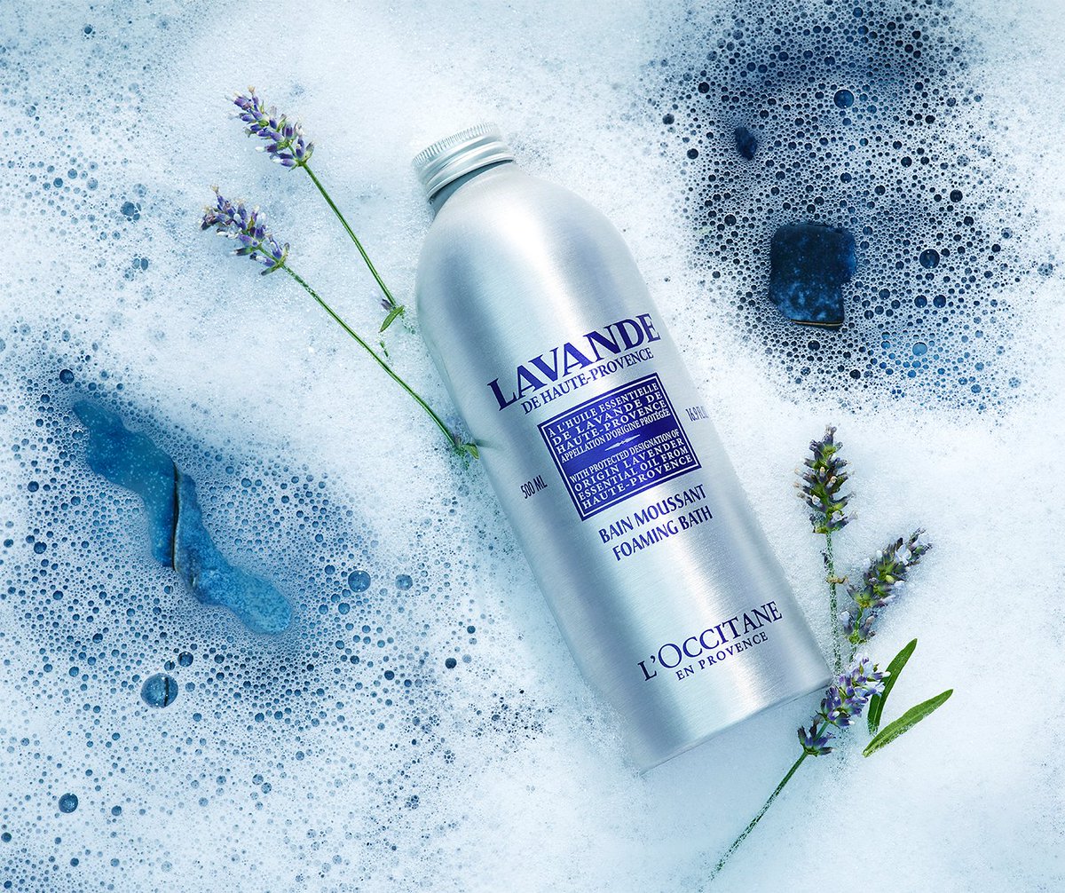 LOccitane_FR's tweet photo. Ce week-end, bullez en toute tranquillité avec notre #BainMoussant à la lavande 🛀 #Détente #Dimanche #InLOVEnder > https://t.co/12OTV49vQI https://t.co/dZUyfYO4OS