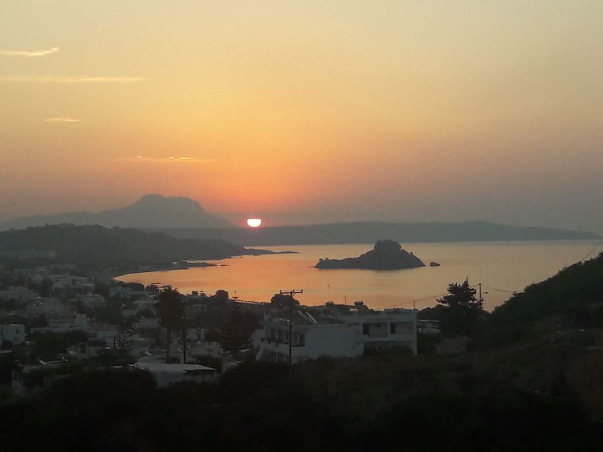 travelnowgr's tweet photo. Can you tell me how can't be in #love with this place? #kefalos #kos #kos2017 #visitkos #kosisland #kosgreece @xristinaaaaaaaa @XenaKai2 https://t.co/TgvFBoWBrY