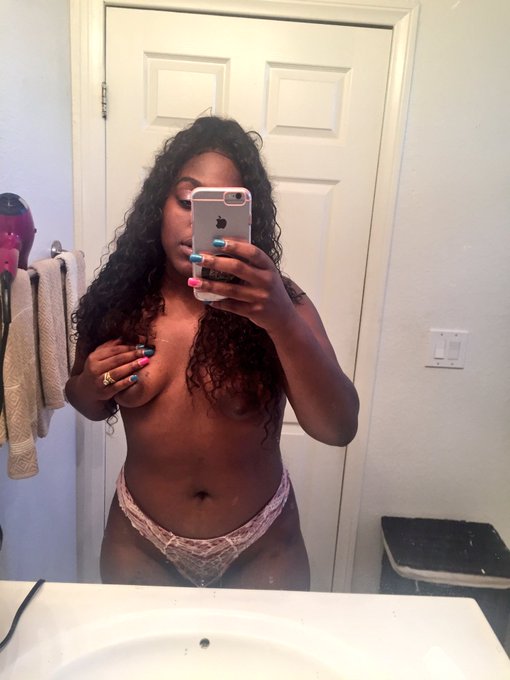 Goodnight twitter 😴 https://t.co/FyRfM7sQvA<a href="/tag/mmjxxx"class="tags"><span>#mmjxxx</span></a>