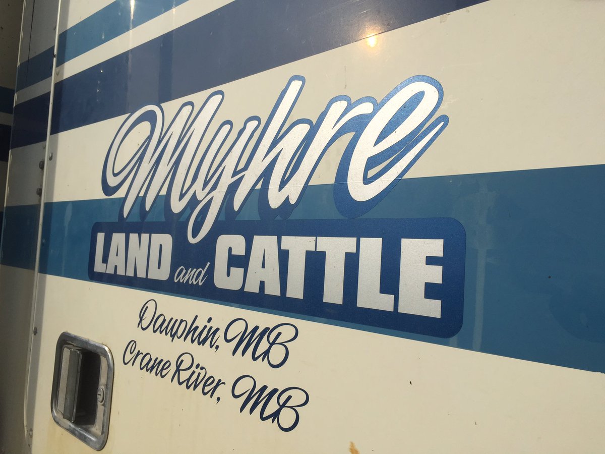 Myhre_Hans's tweet photo. #BullHauler #Freightliner #3406B https://t.co/3fzf5DGYff