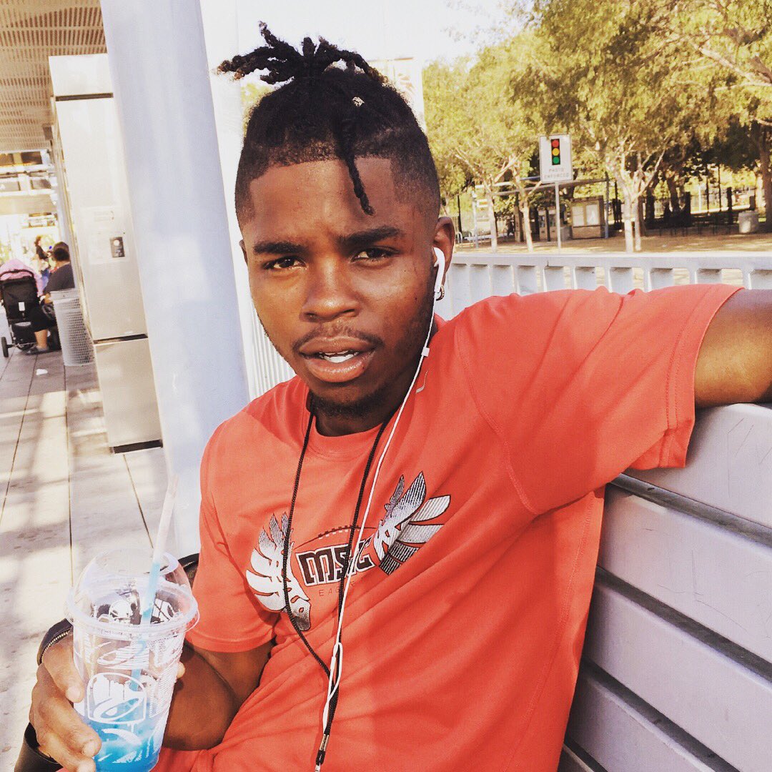 TKofDIS's tweet image. Ion grew into a wise young fella . ✍🏾 #MoreLife #Blessed #Glory2God