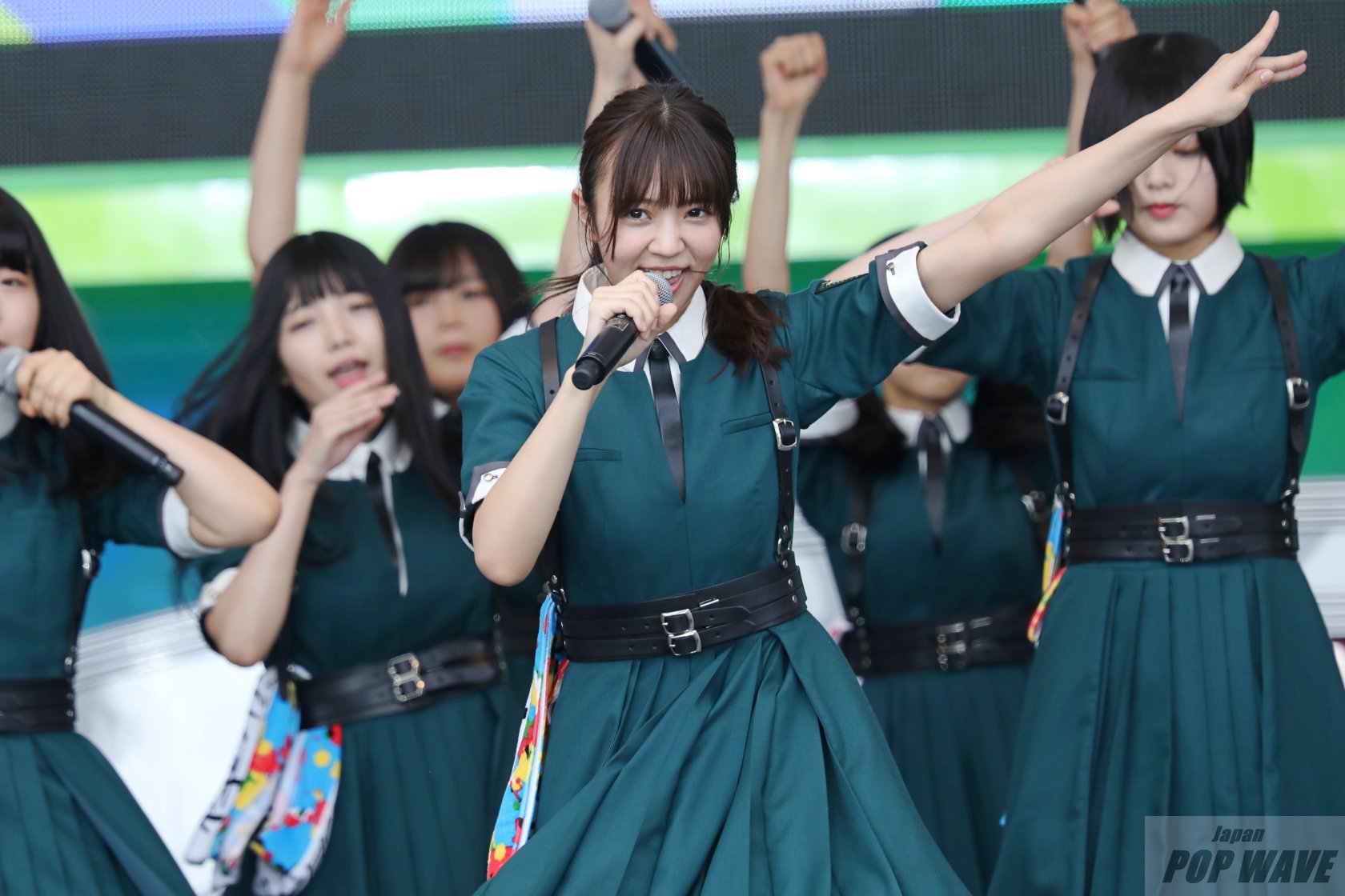 欅坂46(けやき坂46) - ぽ  欅坂46、けやき坂46の楽曲『僕たちは付き合っている』4th