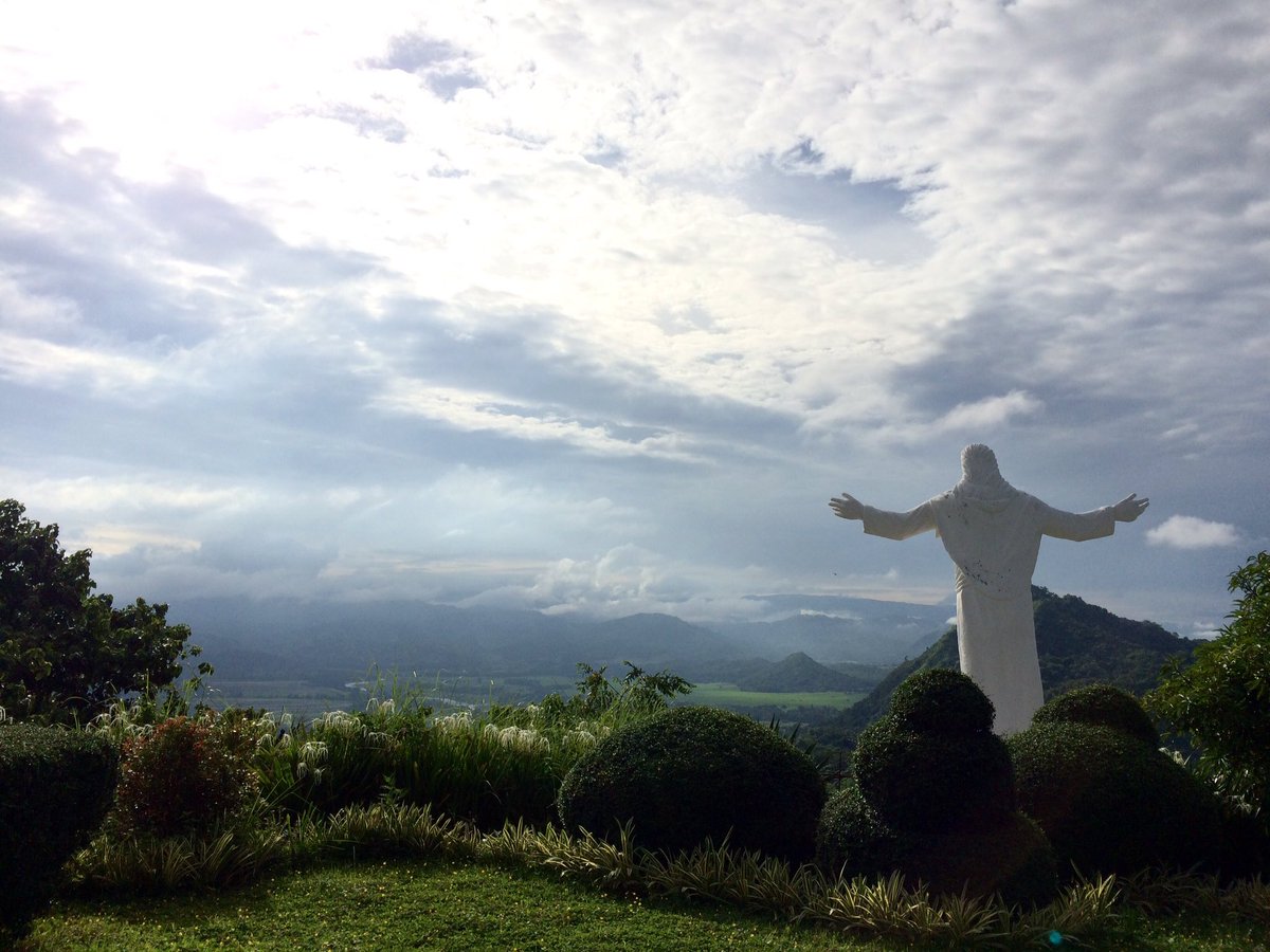 xxkimmyy13_'s tweet photo. Monasterio de Tarlac ๐ #whenintarlac https://t.co/BPn3OH69Vy