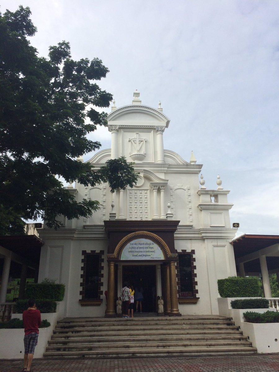 xxkimmyy13_'s tweet photo. Monasterio de Tarlac ๐ #whenintarlac https://t.co/BPn3OH69Vy
