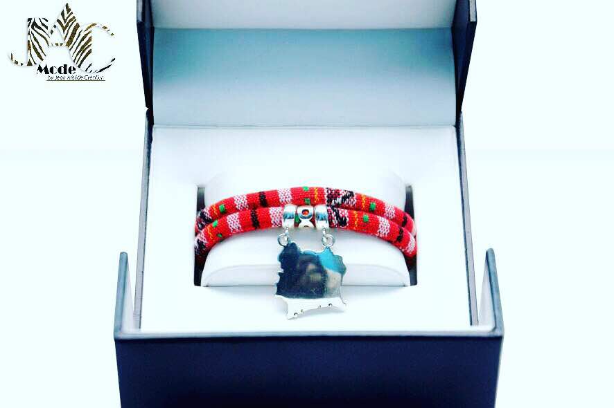 JeanCreati's tweet image. BIENTÔT : PARIS BRUXELLES  ABIDJAN  NEW YORK   CHAQUE BIJOU EST POINCONNÉ  @JeanCreati   GARANTISSANT  L'AUTHENTICITÉ DU BIJOU EN ARGENT