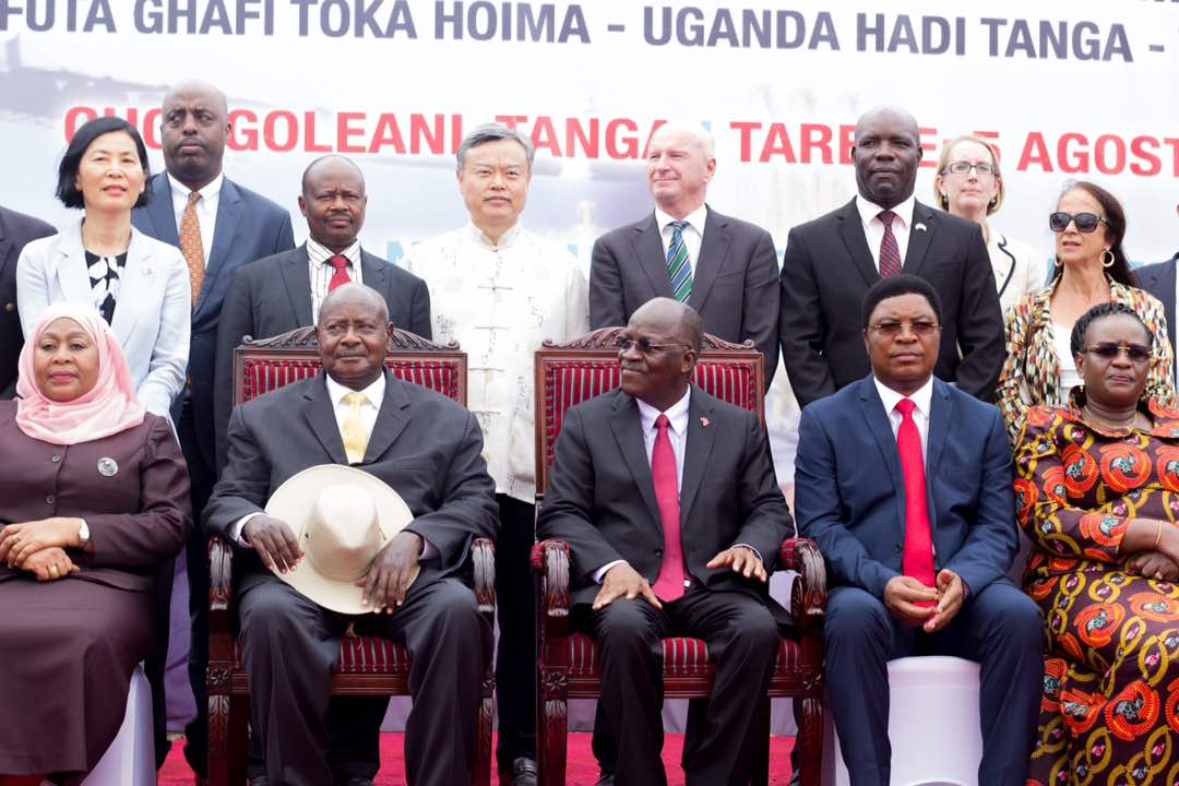 GAbayeho's tweet photo. #Tanzania & #Uganda Pdts launch East African Crude Oil Pipeline Project EACOP in #Tanga. Pipeline route 1445km from #Kabaale to #Tanga https://t.co/9YYnzBxP4N
