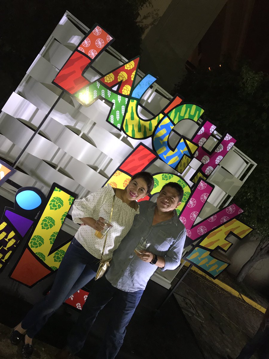karla_avila1's tweet photo. Festival #SaborYArte #PortRoyal en #TGU un éxito @CerveceriaHond @PaolaBondy @boealva @GrupoModelo_MX @ABInBevNews https://t.co/apw4tJaBTg