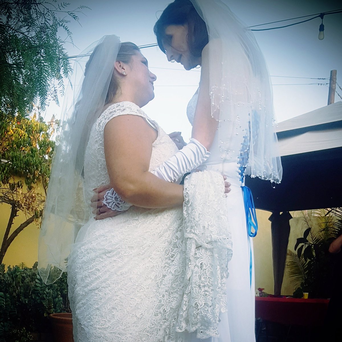 SexiRavenRae's tweet photo. @MistressCyan congratulations to you and your lovely bride @goddessgenesis it was an honor to share this special day with you! https://t.co/iMEbN64gjK