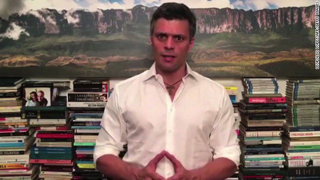 CNN's tweet photo. Venezuelan opposition leader Leopoldo Lopez was released from prison to house arrest Saturday. https://t.co/ZNPjb0ZOiW https://t.co/XMOlwxDH0F