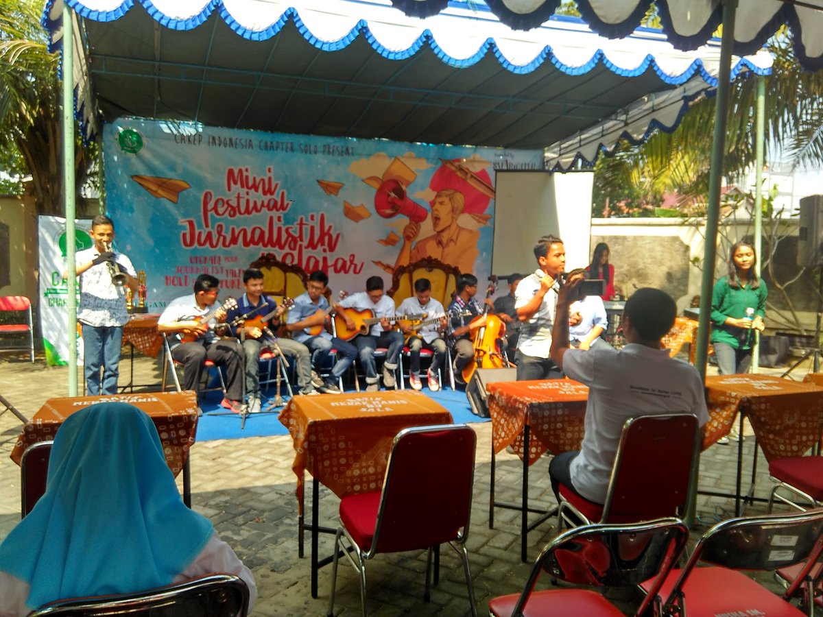 Waktunya hiburan keroncong.... 😊 <a href="/CakeperSolo/">CAKEP Solo</a>