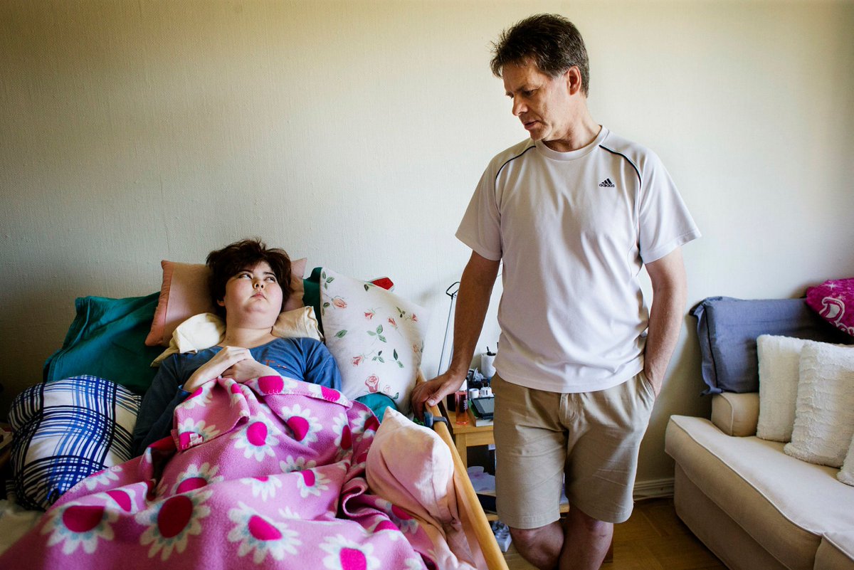 ”Det räcker inte längre med en kram” bit.ly/2wiX5I6