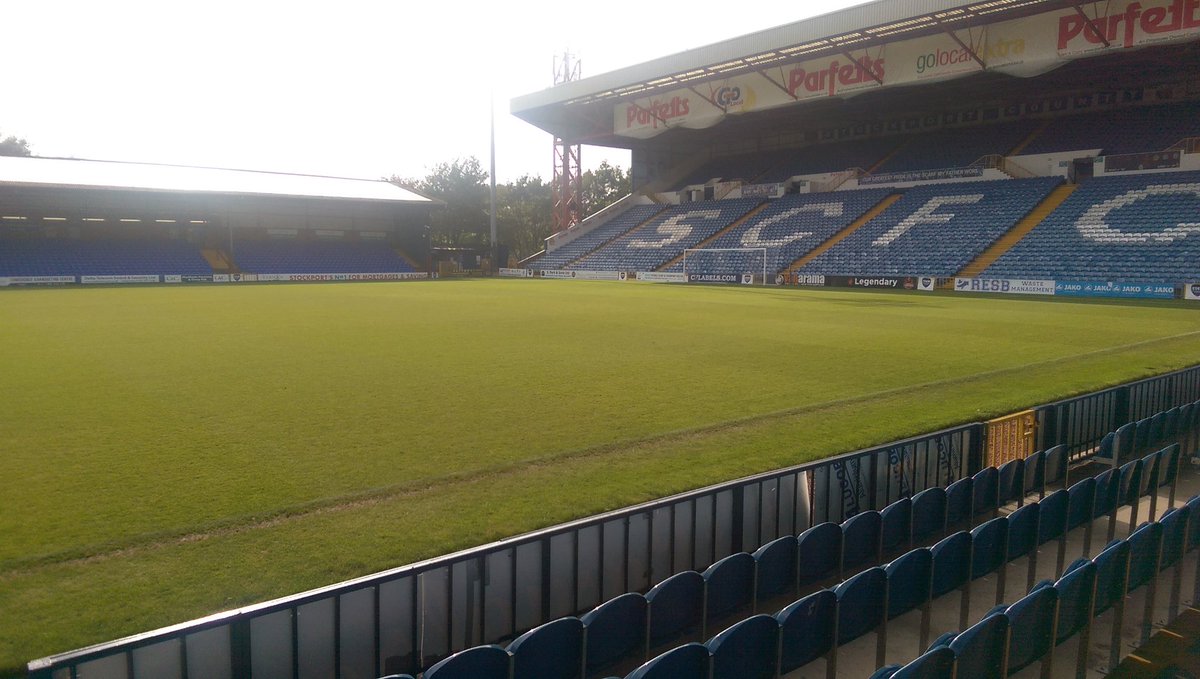RT and follow for your chance to win 2 tickets to <a href="/StockportCounty/">Stockport County</a> first home game of the campaign against <a href="/CurzonAshton/">Curzon Ashton</a> 

Good luck!
#SCFC