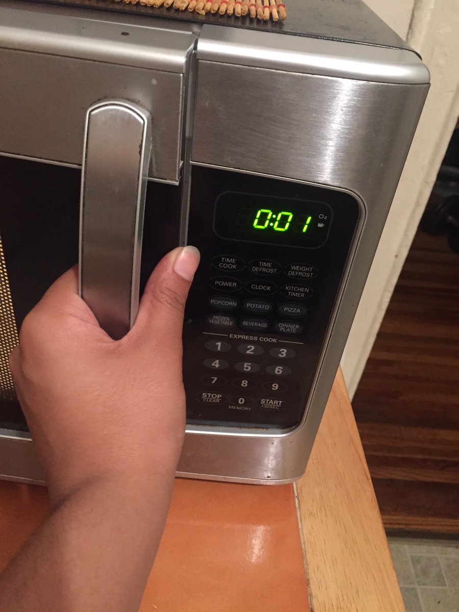 When you gotta sit at the microwave and make sure it don't go off while yo momma sleep 😭🤦🏽‍♀️
