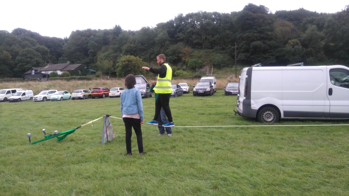 _SophiaZahra_'s tweet photo. @YMCASwansea is getting stuck in @IntroFest17 - slackwalking, tug of war and circuits! ⚽🎾🏁 #INTROFEST17 https://t.co/zA5hJvxpJV