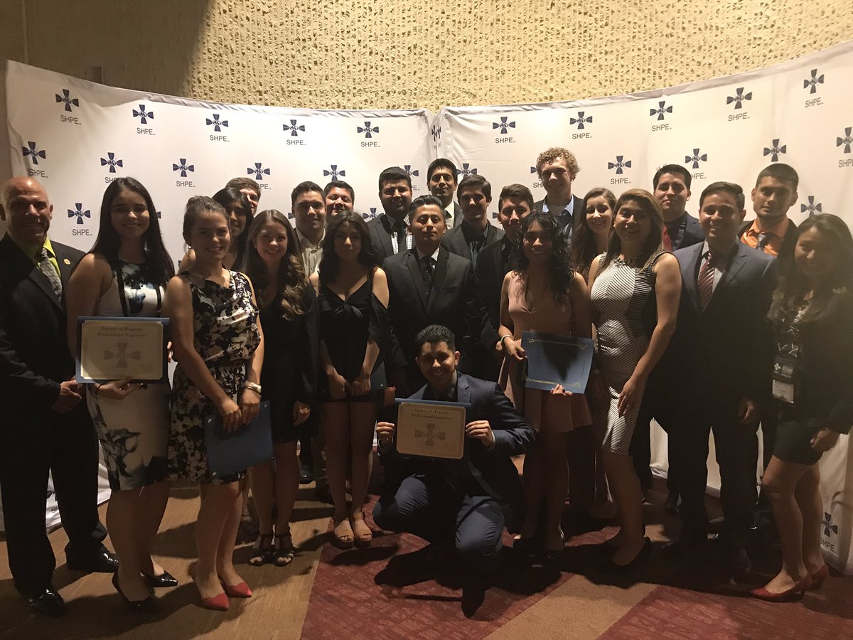 prsalsero1_mig's tweet photo. Proud of my #SHPERegion6 Familia for successfully completing their leadership program! #FutureLatinoLeaders #NILA2017 https://t.co/r9OoXyXivZ