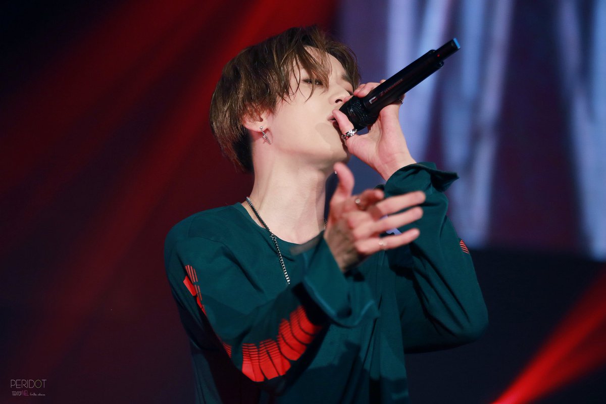 peridot_niel's tweet photo. 170708 LIVE 2017 HIGH FIVE 
IN OSAKA #틴탑 #니엘 
너라서 좋은거야~💋 @TEEN_TOP https://t.co/ETHul507Vf