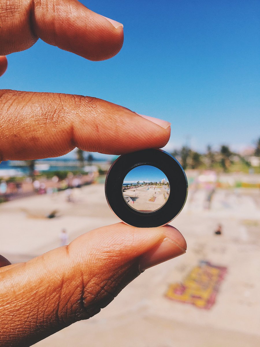 malusicmsomi's tweet photo. Beautiful Day Out In The Beach Front. Shot Through My @Limelens MACRO/WIDE angle lens. #SwarthyNative #Durban https://t.co/MNeaupC3ln
