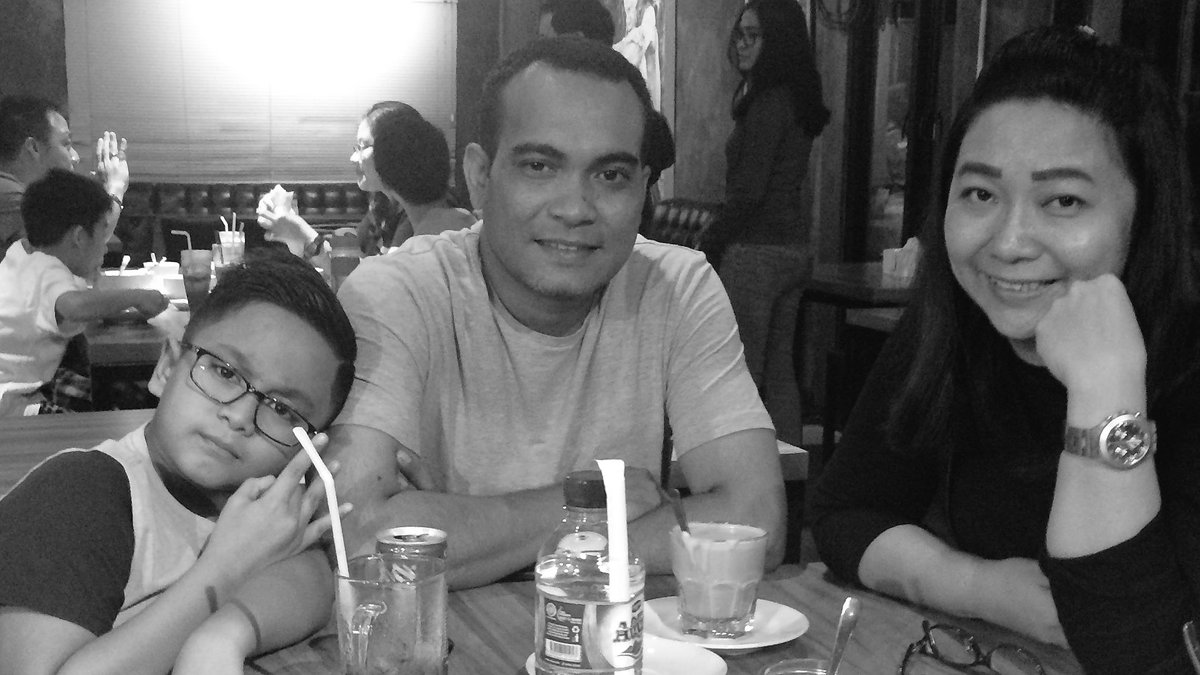 JilsKyla's tweet photo. Abang#papah#mamah😘😘 https://t.co/0ARknGyOG3