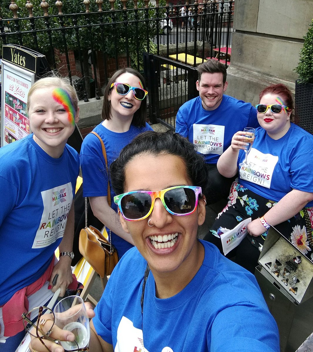 RidhimaKad's tweet photo. With my LBG pals at Leeds pride!!! ๐๐๐ #lbglovespride @LBGRainbow https://t.co/Hu5bRZt9U9