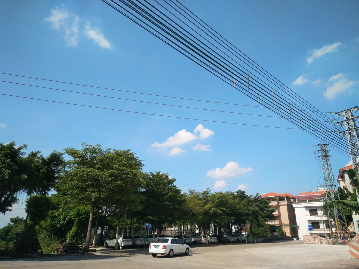 Baslon_ceramics's tweet photo. Nice wether 
Clean way 
Green tree 
Beautiful village
Foshan China https://t.co/boqEF0E0fC